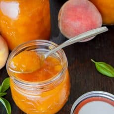 How to make peach preserves - just 3 ingredients: peaches, sugar, lemon juice! No pectin required in this peach jam recipe! Make your own peach preserves.