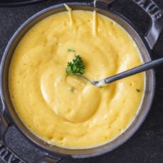 hollandaise sauce in serving dish